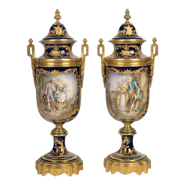 Vases in Enameled and Gilt Porcelain, Set of 2 For Sale
