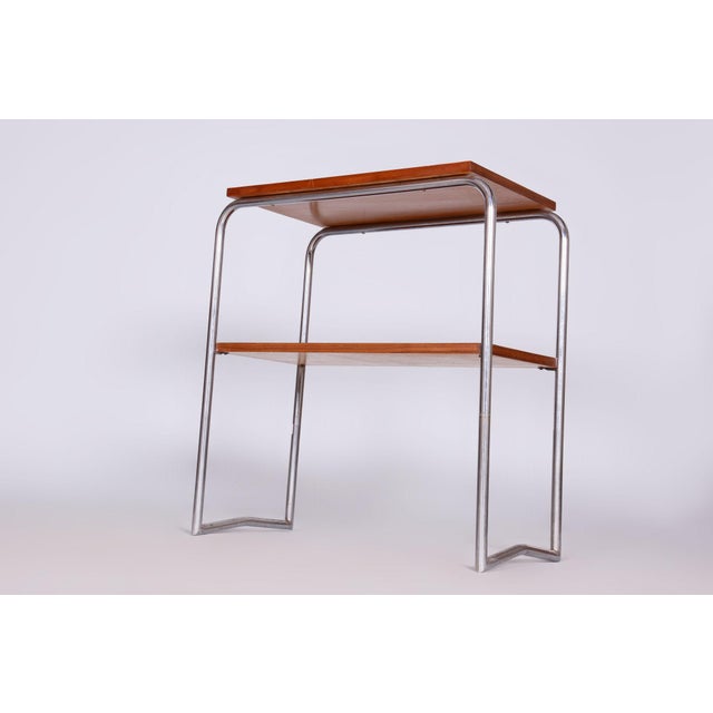Brown Bauhaus Side Table in Walnut and Chrome attributed to Hynek Gottwald, 1930s For Sale - Image 8 of 10