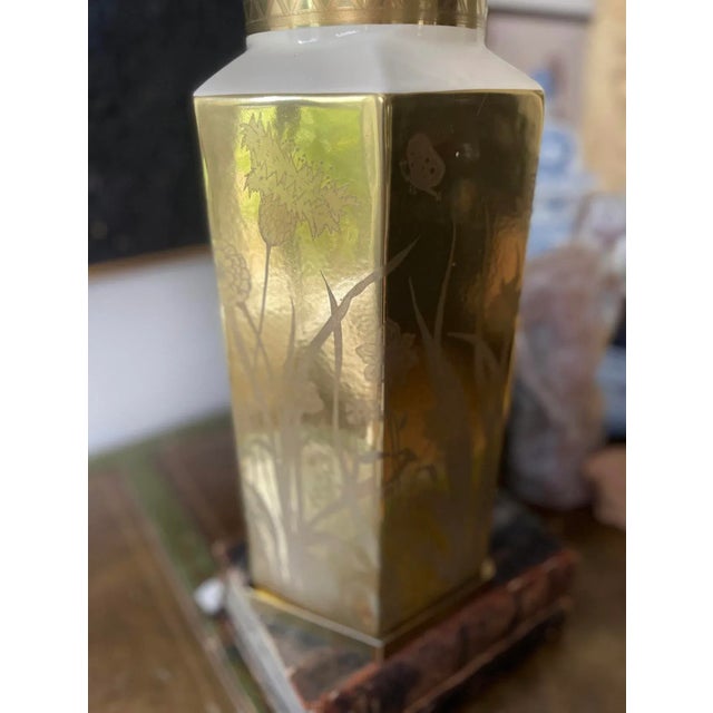 Late 20th Century Vintage Gold and Cream Chinoiserie Lamp For Sale - Image 5 of 8