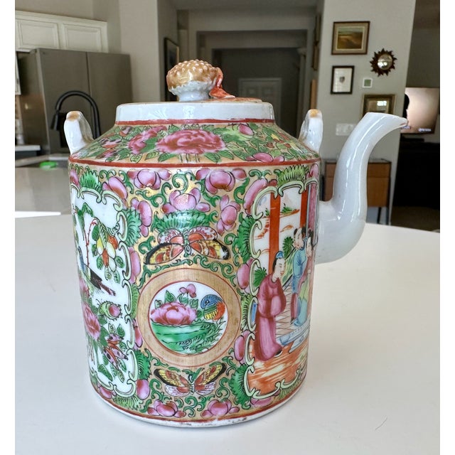 Late 19th Century Chinese Famille Rose Porcelain Lidded Teapot- 19th Century For Sale - Image 5 of 18