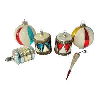 1950s Mica Mercury Glass Christmas Ornaments Germany Drums - Set of 6 For Sale