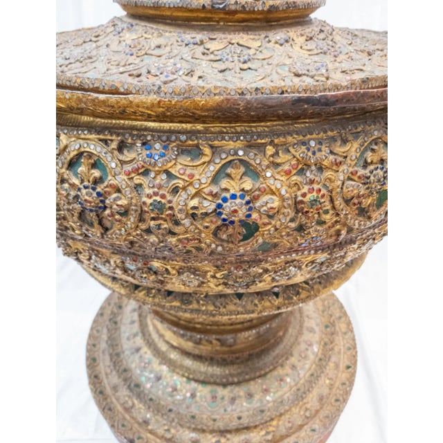 Huge Burmese Gilded Lacquer Offering Bowl in Stupa Form. For Sale - Image 4 of 13