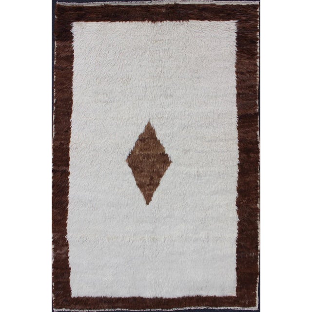 Mid 20th Century Vintage Turkish Tulu Rug With a Minimalist Design in Off White and Brown For Sale - Image 13 of 13