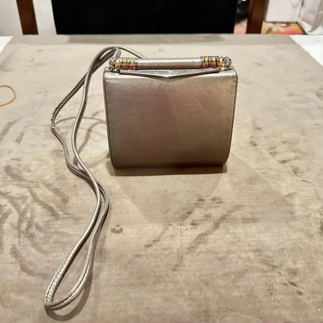 1960s Mid-Century Gray Leather Italian Minaudière Bag by Rodo For Sale - Image 13 of 14