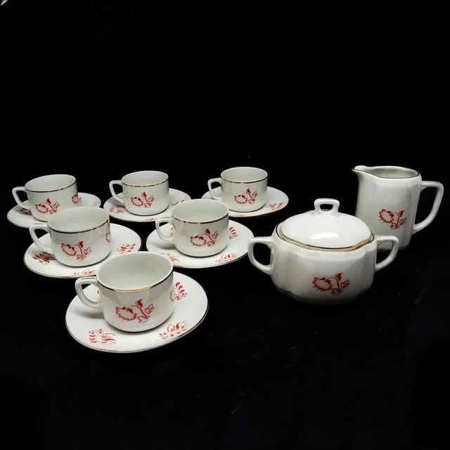 Art Deco Coffee Cups and Saucers from Ćmielów Factory, Poland, 1930s, Set of 14 For Sale - Image 9 of 9