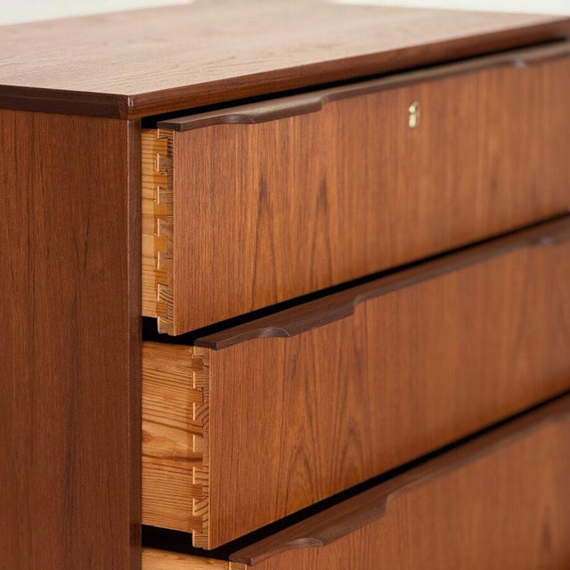 Mid-Century Modern Danish Chest of Drawers, 1960s For Sale - Image 9 of 11