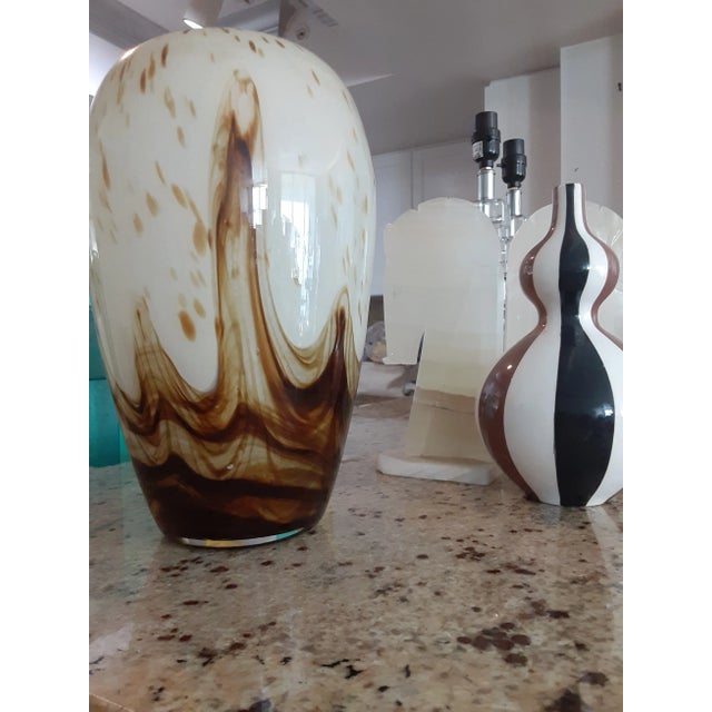 2000s Murano Style 10" Glass Neutral Chroma Vase For Sale - Image 4 of 6