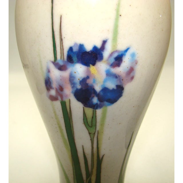 Late 19th Century Pair of Antique Japanese Meiji Namikawa Sosuke Musen Cloisonné Iris Vases - Signed For Sale - Image 5 of 8