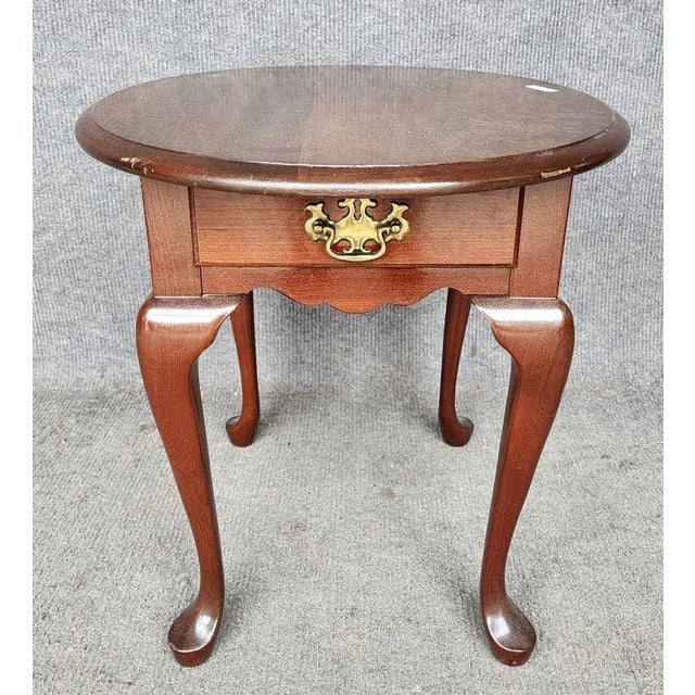 Pennsylvania House Pennsylvania House Mid 20th Century Vintage Queen Anne Style Side Table For Sale - Image 4 of 6