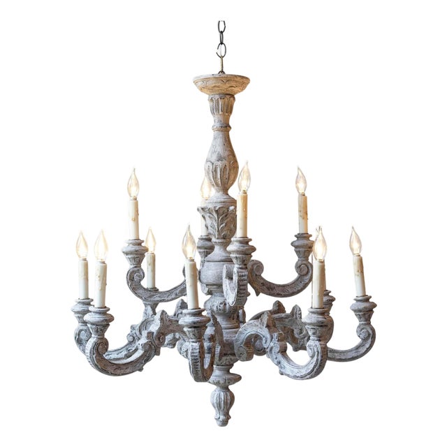 20th Century French Carved and Painted Wood Twelve-Light Chandelier For Sale