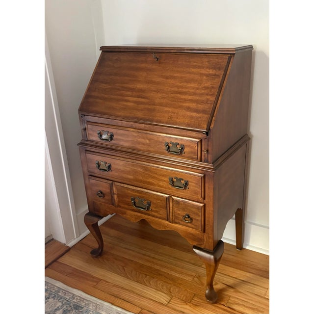 Pennsylvania House 1970s Pennsylvania House Traditional Secretary Desk With Lock and Key For Sale - Image 4 of 12