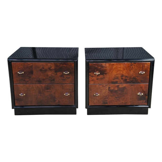 1980s Henredon Scene III Art Deco Walnut Burl Black Lacquer Nightstands Bedside Tables, Pair For Sale