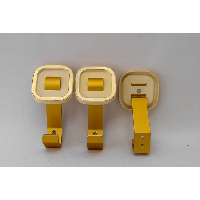 Aluminium and Acrylic Glass Wall Hooks, Vienna, Austria, 1950s, Set of 3 For Sale - Image 6 of 7