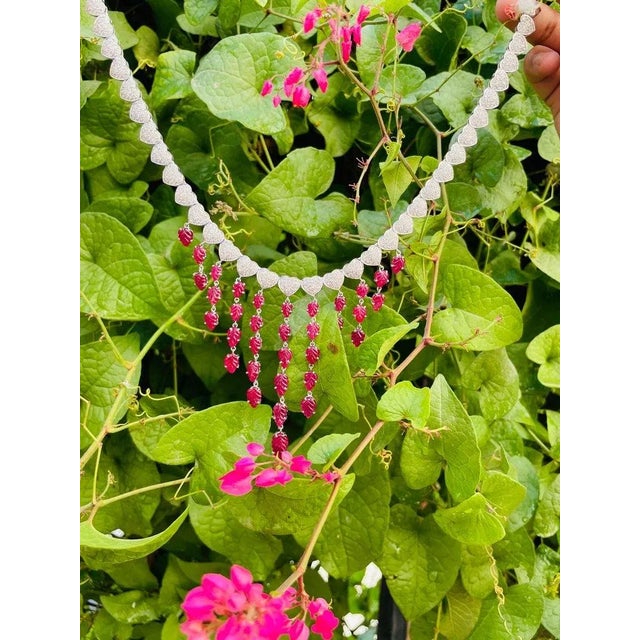 Victorian 20.5ct Carved Ruby & 6.25ct Diamond Cluster Drop Necklace in 18k Gold For Sale In New York - Image 6 of 13