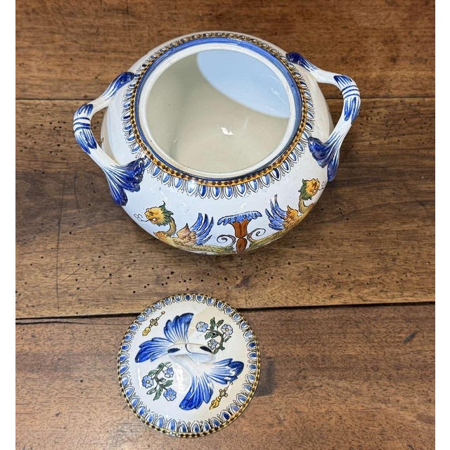 Gien Earthenware Tea and Coffee Service, 1800s, Set of 25 For Sale - Image 17 of 18
