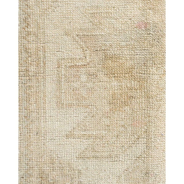 Traditional 1940s Vintage Turkish Oushak Area Rug 4'7 X 7' For Sale - Image 3 of 13