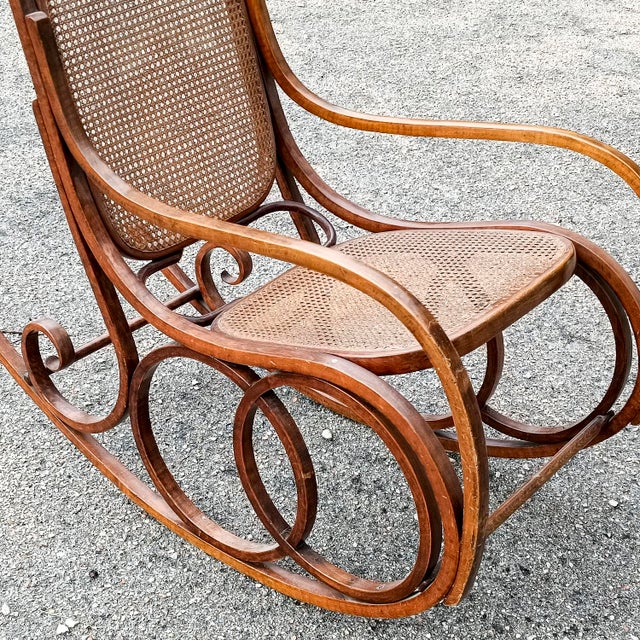 Wood Bentwood and Wicker Rocking Chair from Thonet, 1930s For Sale - Image 7 of 16