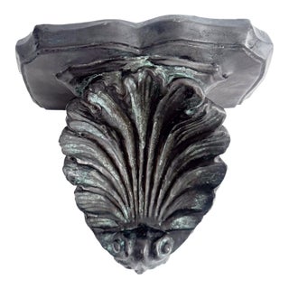 Vintage Regency Rococo-Style Ornate Shell Wall Bracket Shelf For Sale