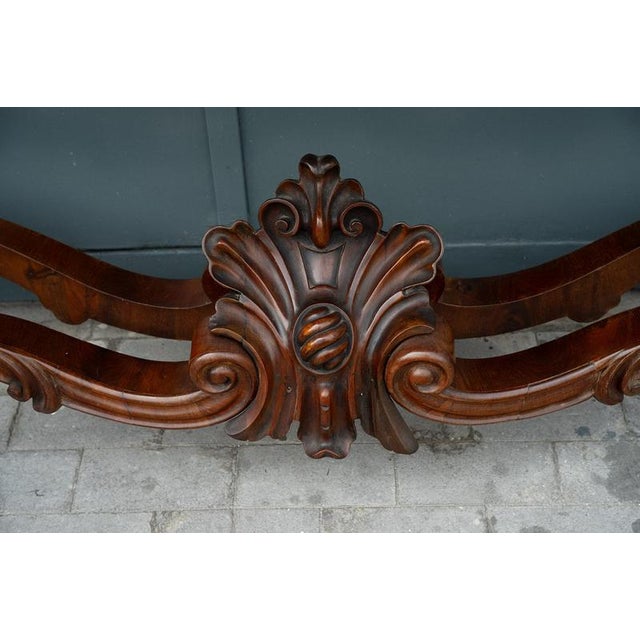 Antique Louis Philippe Neapolitan Console Table in Crotch Mahogany with a Red Levanto Marble Top, 1800s For Sale - Image 4 of 5