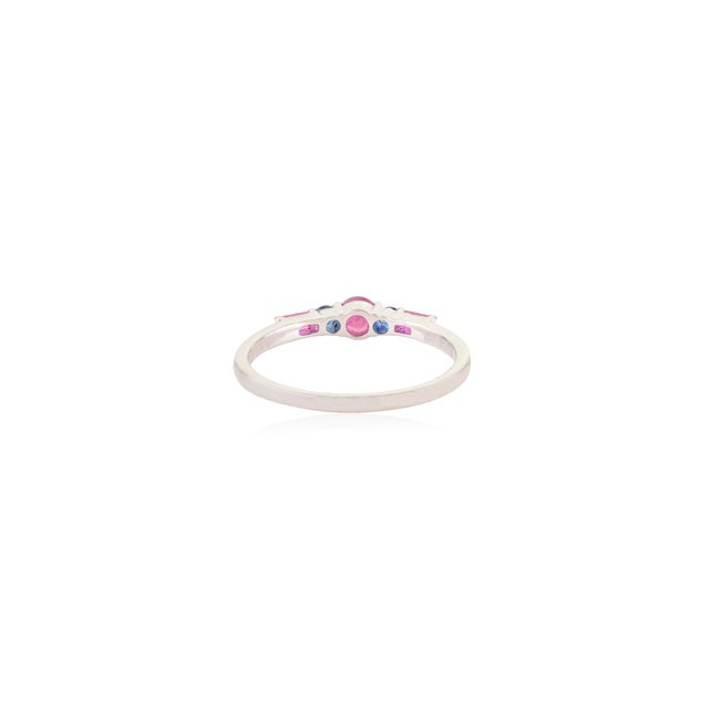 Metal 14k White Gold Ruby & Sapphire Five Stone Stackable Band Ring Size 4 For Sale - Image 7 of 14