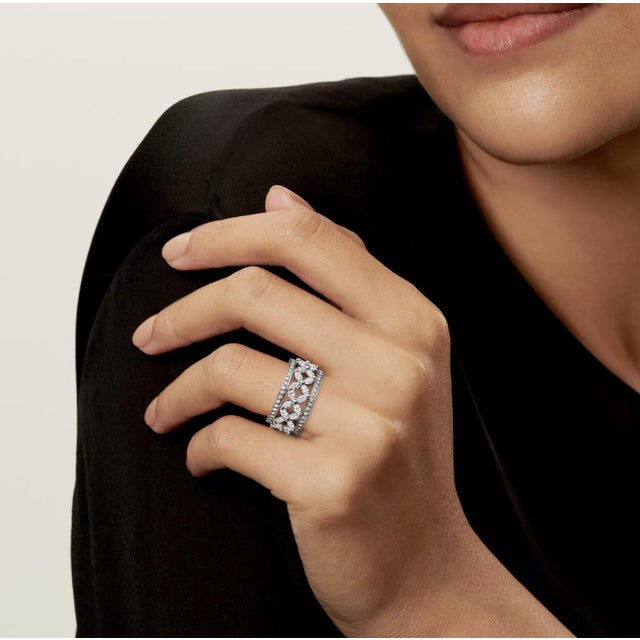 Early 21st Century Tiffany & Co. Victoria 2.34 CTTW Diamond Band Ring, Platinum, Size 7 For Sale - Image 5 of 8