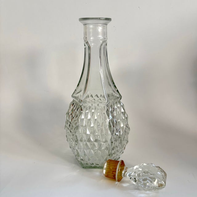 Anchor Hocking Vintage Anchor Hocking Wexford Diamond Point Glass Decanter With Stopper For Sale - Image 4 of 11
