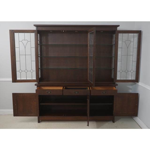 Arts & Crafts Stickley Mission Oak Arts & Crafts China Cabinet For Sale - Image 3 of 18