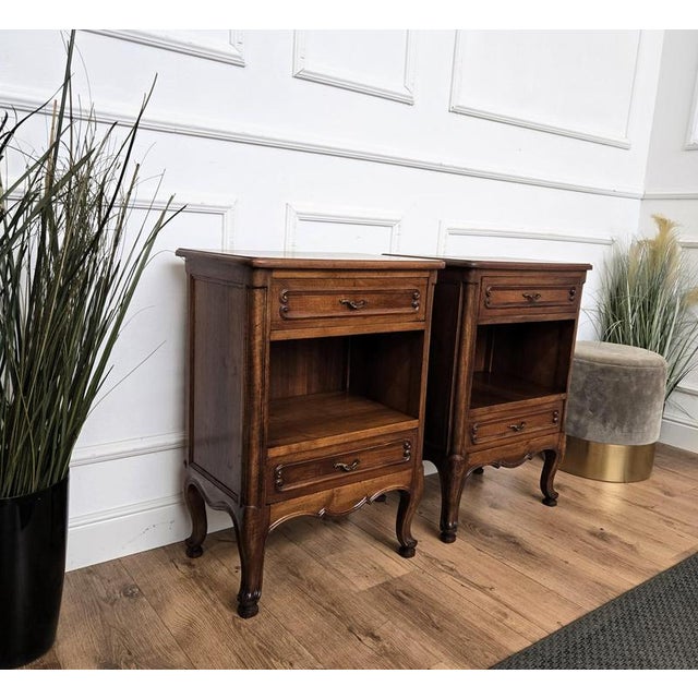 1950s Mid-Century Modern Italian Carved Wood Nightstands, 1950s, Set of 2 For Sale - Image 5 of 10