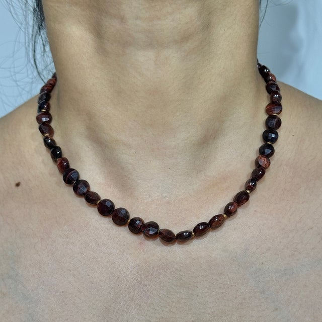 Boho Chic Faceted 124 Ct Red Tiger's Eye Bead Strand Necklace, 16.75 Inch For Sale - Image 9 of 14