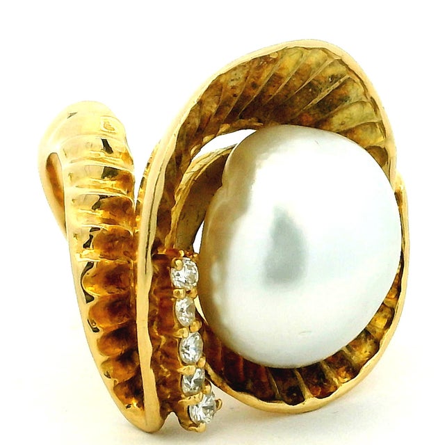 Vintage Italian 18k Gold South Sea Pearl and Diamond Cocktail Ring, 1970s, Size 5.5 For Sale - Image 12 of 15