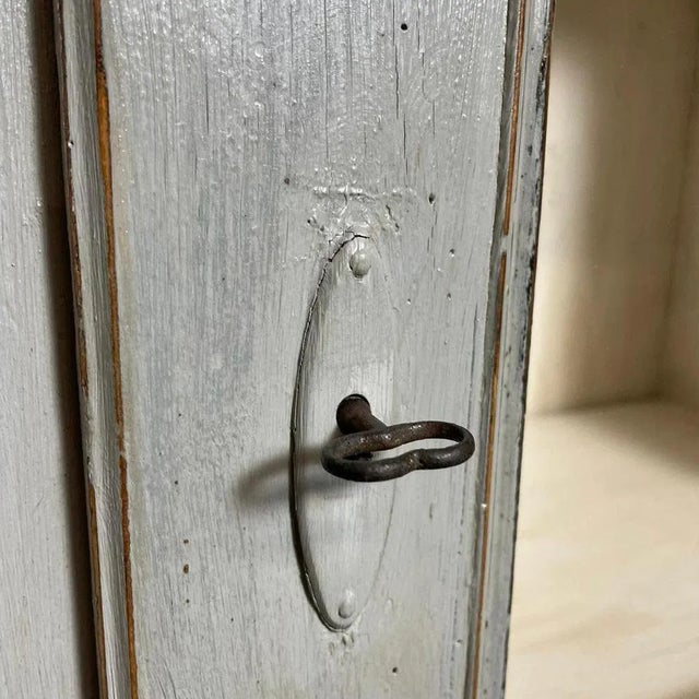 Wood Painted Showcase Cabinet, 1900s For Sale - Image 7 of 11