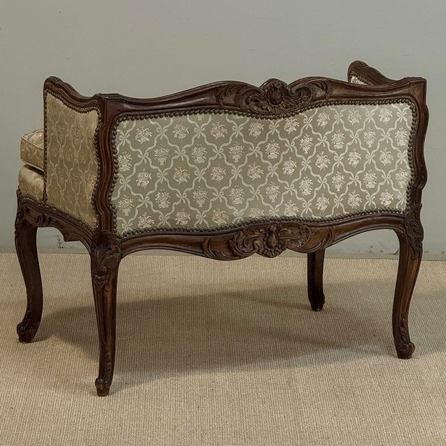 19th Century French Louis XV Walnut Vanity Armchair For Sale - Image 16 of 18
