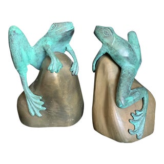 Vintage Solid Brass Green Tree Frog Sculpture Bookends - a Pair For Sale