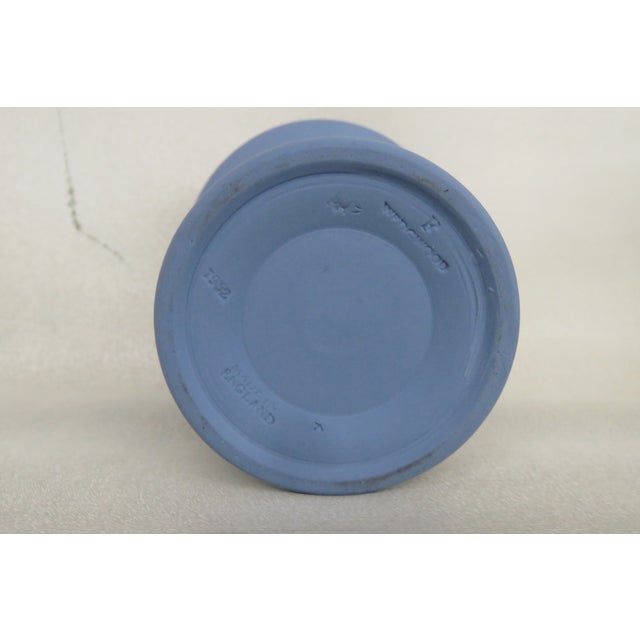 Wedgwood Blue Jasperware Grecian Women and Cherubs Trumpet Vase Posy Pot 4379b For Sale In Miami - Image 6 of 12