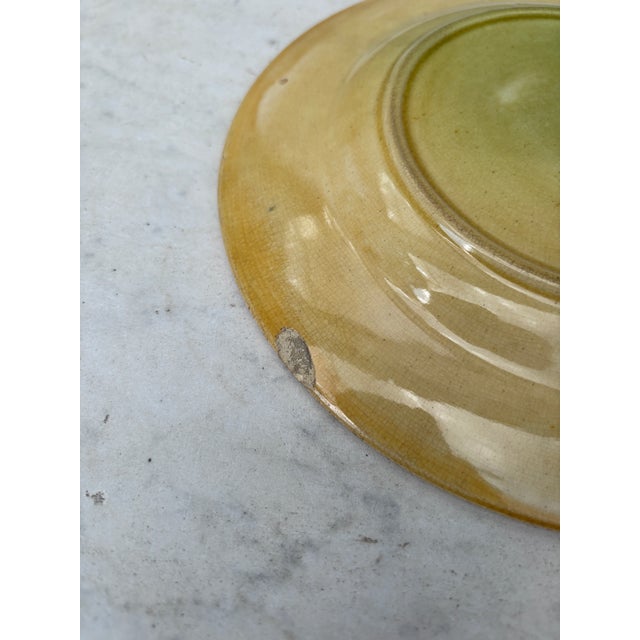 19th Century English Majolica Leaves Plate For Sale - Image 4 of 5