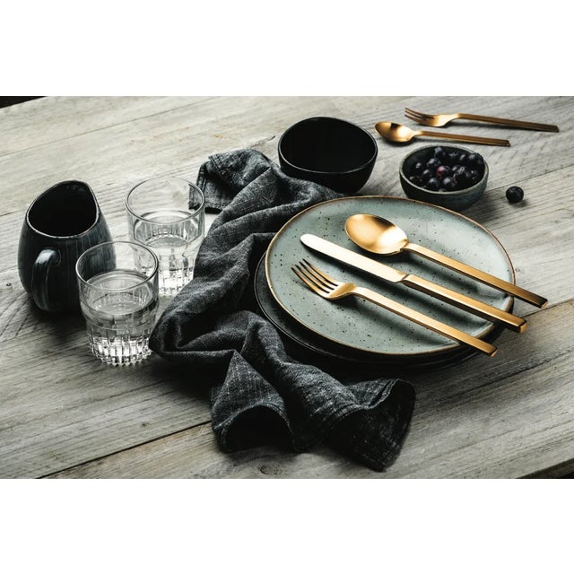 Made in Italy with the highest quality of 18/10 stainless steel, 4,0 mm thick, very durable, ergonomic. Knives have double...