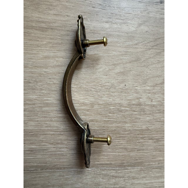 Traditional Vintage Amerock Carriage House 735-1 Solid Brass Cabinet Pulls – Set of 16 For Sale - Image 3 of 12