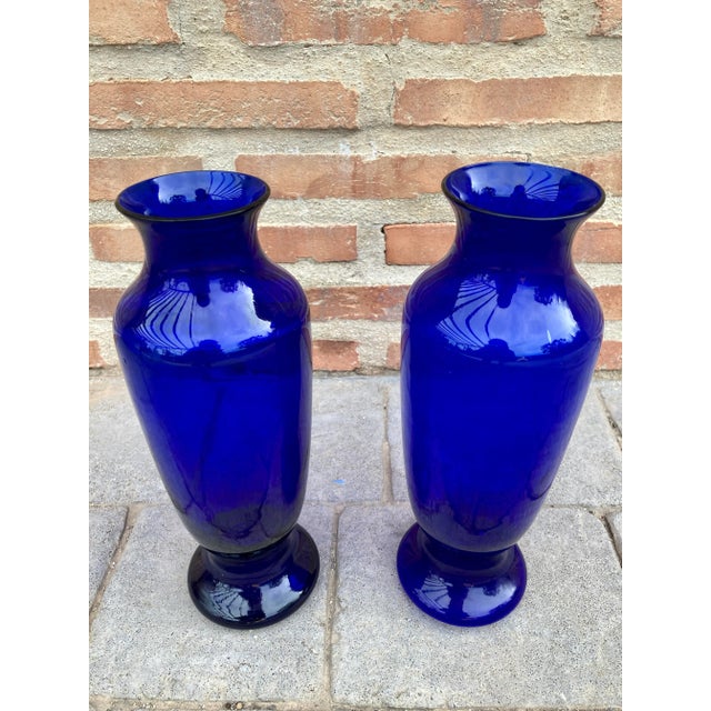 Mid-Century Modern Vintage Italian Cobalt Blue Murano Glass Vases, Set of 2 For Sale - Image 3 of 11