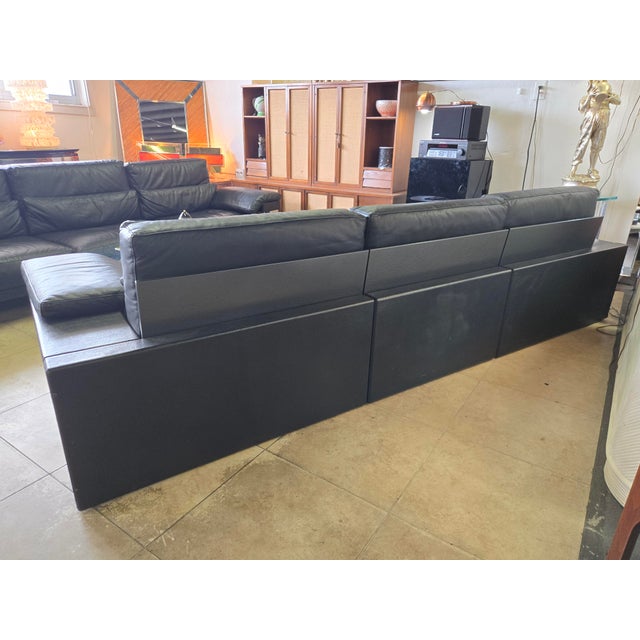 Mid-Century Modern Saporiti Italia Black Leather Sofa by Giovanni Offredi For Sale - Image 3 of 11