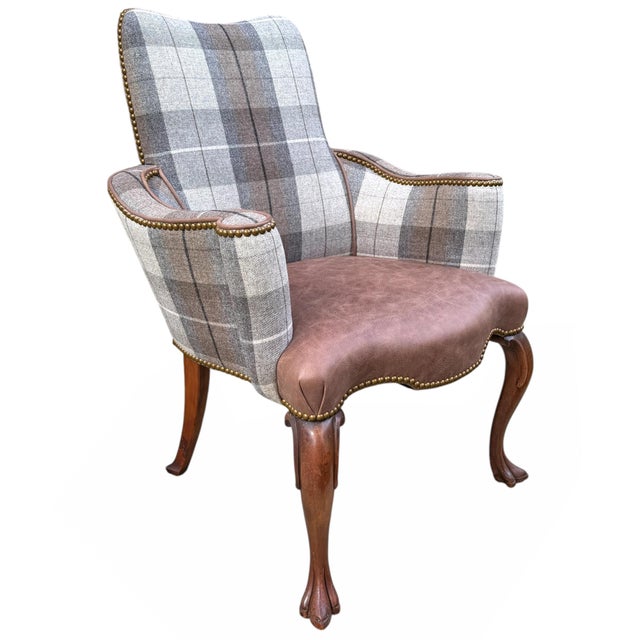 Early 20th Century Pair of Early 20th Century Queen Anne Revival Armchairs For Sale - Image 5 of 14