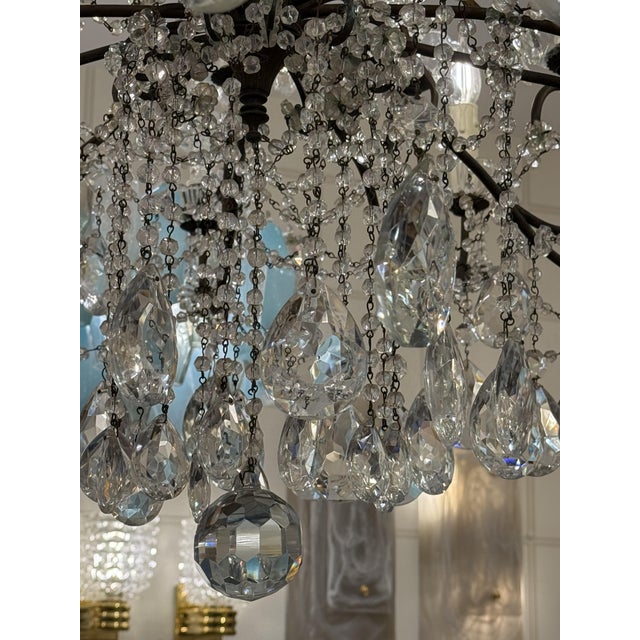 19th Century Italian Neoclassical Giltwood and Crystal Chandelier For Sale - Image 14 of 18
