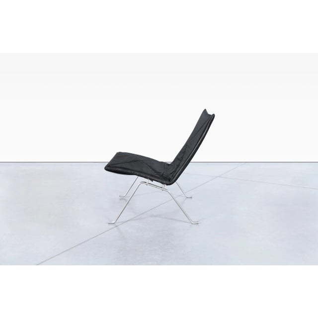 Mid-Century Pk22 Leather Lounge Chairs by Poul Kjaerholm for E. Kold Christensen For Sale - Image 9 of 12
