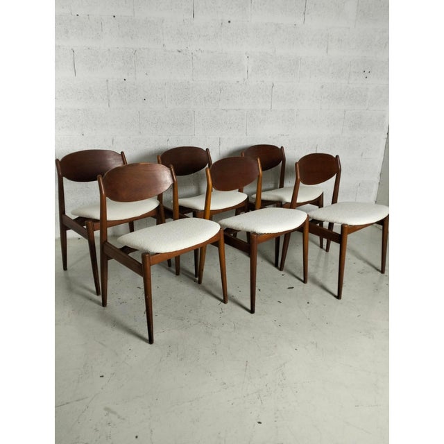 Mid-Century Modern Vintage Chairs in White Boucle by Leonardo Fiori for Isa Bergamo, 1960s, Set of 6 For Sale - Image 3 of 14