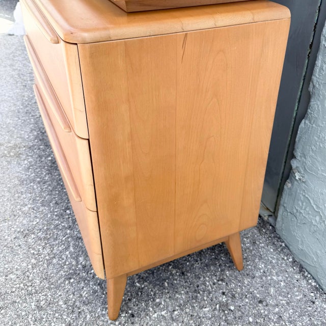 Heywood-Wakefield Mid-Century Maple Tambour Door Credenza and Hutch For Sale In West Palm - Image 6 of 12