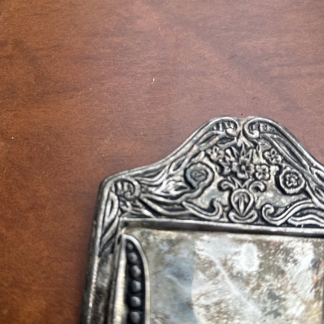 Up for consideration is a beautiful small silver business card holder. This would look lovely in your home and it is a...