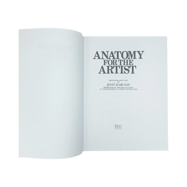 Highly-regarded guide for artists that combines photography, drawings, and art history to teach human anatomy, focusing on...