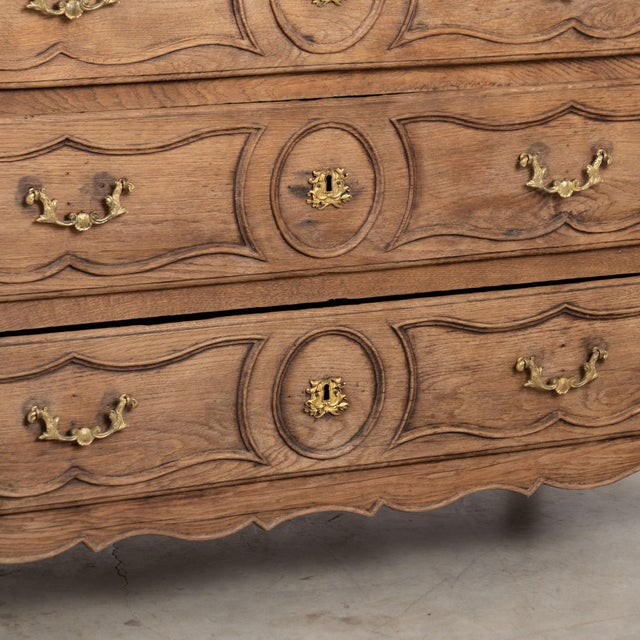 18th Century French Bleached Oak Chest of Three Drawers For Sale - Image 14 of 18
