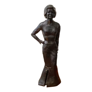 Late 20th Century Metal Art Fashionable Women Sculpture “ the Parisian Lady “ by Nancy Tapp Circa 1995 Signed