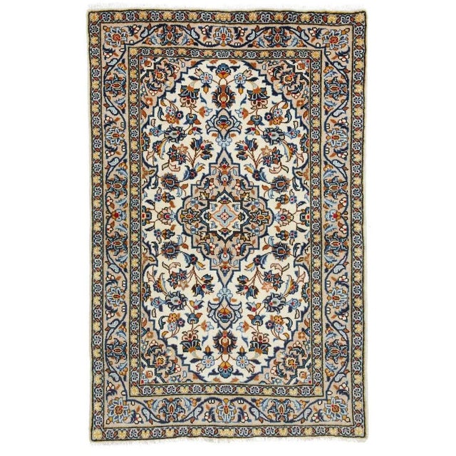 Kashan rug | Knot density: approx. 200.000 knots/m² | Material: 100% virgin wool (pile), 100% cotton (warp) | Size: 103 x...