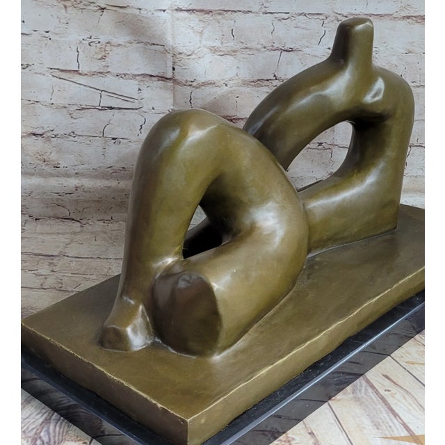 Abstract Abstract Henry Moore Bronze Metal Statue Sculpture Figure Decor on Marble Base For Sale - Image 3 of 10